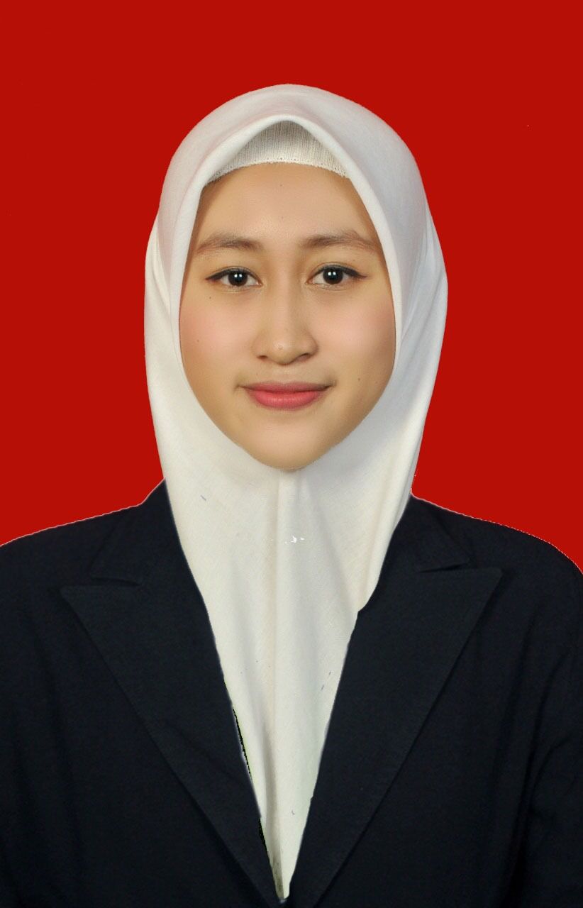 Fitri Ariana Putri, S.Sos